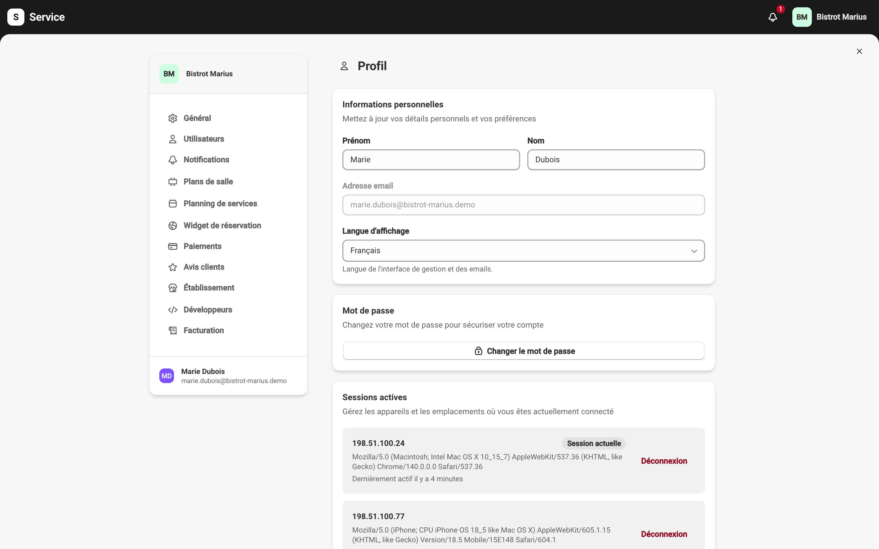 L'écran Profil : informations personnelles, langue d'affichage, changement de mot de passe et sessions actives.