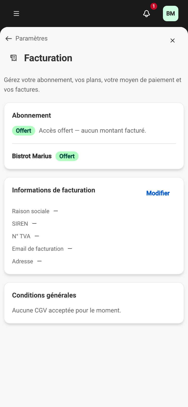 La page Facturation en accès offert : la carte Abonnement affiche le badge Offert avec « Accès offert — aucun montant facturé », et la ligne de l'établissement Bistrot Marius portant la pastille Offert.