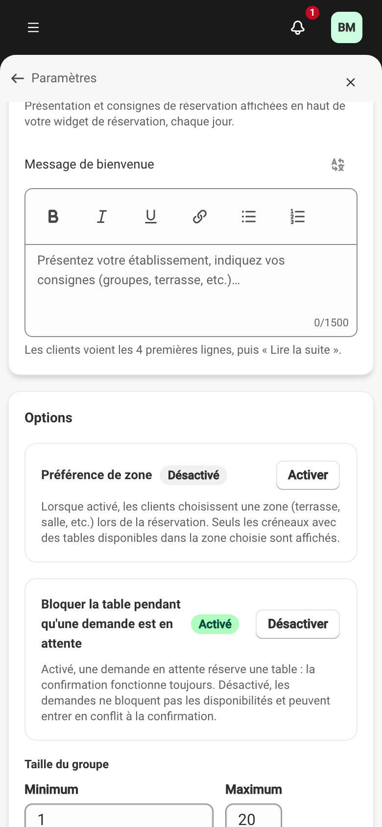 La carte Message de bienvenue à Paramètres → Widget de réservation, avec l'éditeur de texte enrichi, le compteur de caractères et l'icône de traduction.